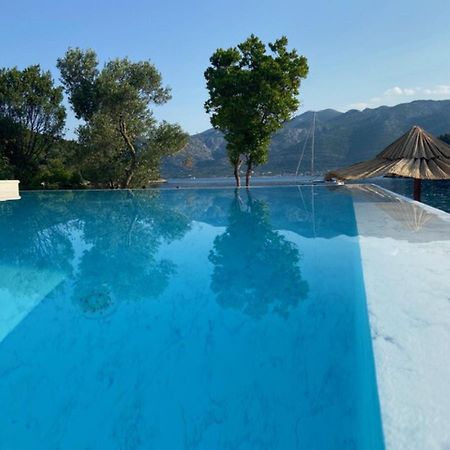 Blue Water Apartment Zrnovo Екстериор снимка